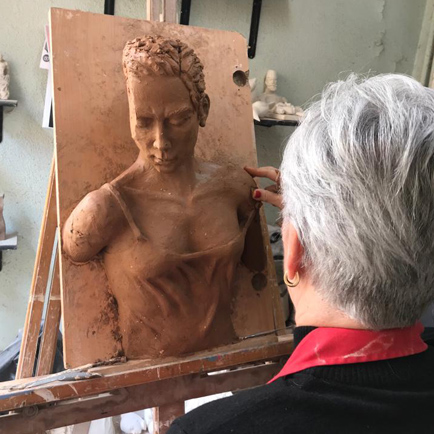 Heykel Kursu Çamurla Şematik Çalışmalar